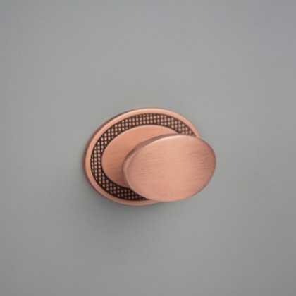 Puxador Beetle com Base Granada Vecchio Cobre Zen