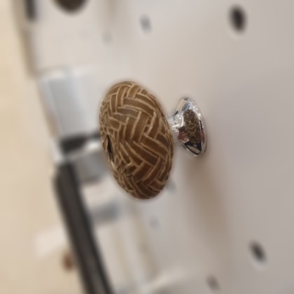 Puxador com Couro Marrom M849 27 mm Altero